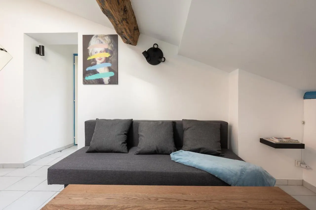 Dify Le Perrache Apartment Lyon 0*,  France